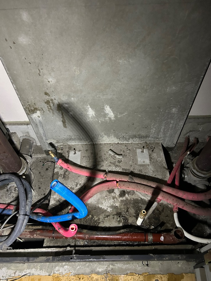 ダイキンエコキュートTU37GFVからダイキンエコキュートEQX37ZFVE｜エコキュート交換工事｜東京都中央区勝どき｜マンション｜ザトウキョウタワーズシータワー