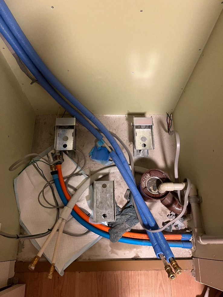 コロナエコキュートCTU-301DA11から三菱エコキュートSRT-W306D-2|エコキュート交換工事|千葉県千葉市花見川区幕張本郷|マンション|スマータス幕張本郷