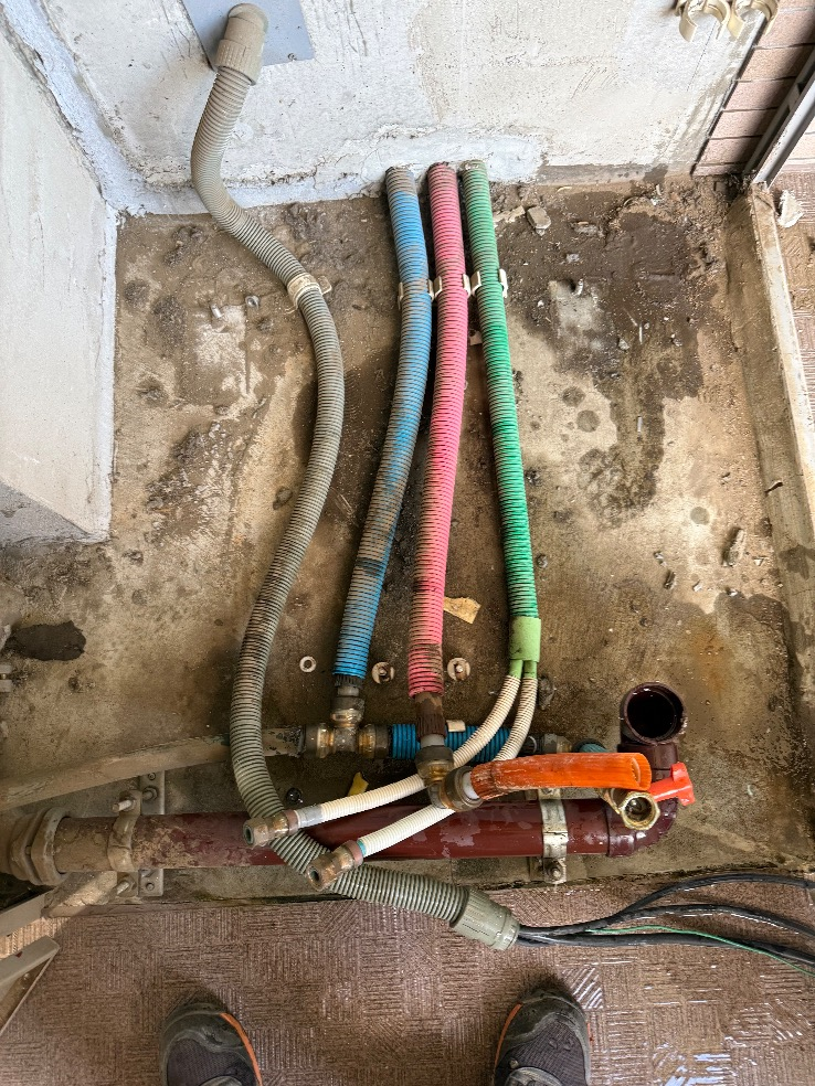 ダイキンエコキュートTU37GFVからダイキンエコキュートEQX37ZFV｜エコキュート交換工事｜埼玉県入間郡三芳町竹間沢｜マンション｜ダイアパレスみずほ台