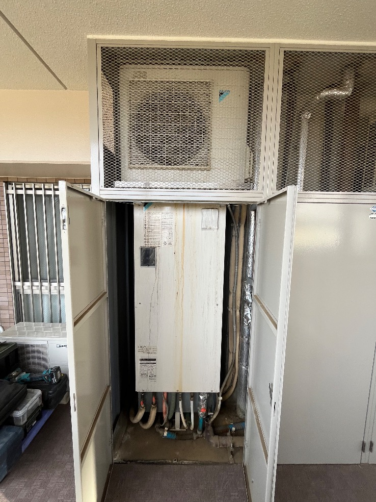 ダイキンエコキュートTU37GFVからダイキンエコキュートEQX37ZFV|エコキュート交換工事|埼玉県入間郡三芳町竹間沢|マンション|ダイアパレスみずほ台