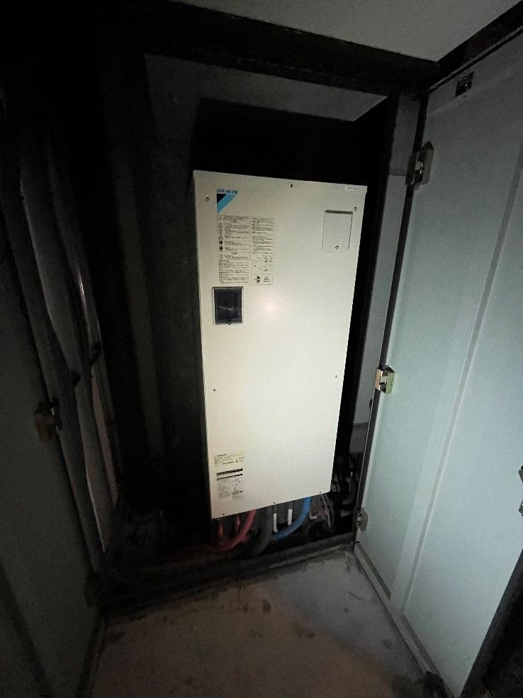 ダイキンエコキュートTU37GFVからダイキンエコキュートEQX37ZFVE｜エコキュート交換工事｜東京都中央区勝どき｜マンション｜ザトウキョウタワーズシータワー