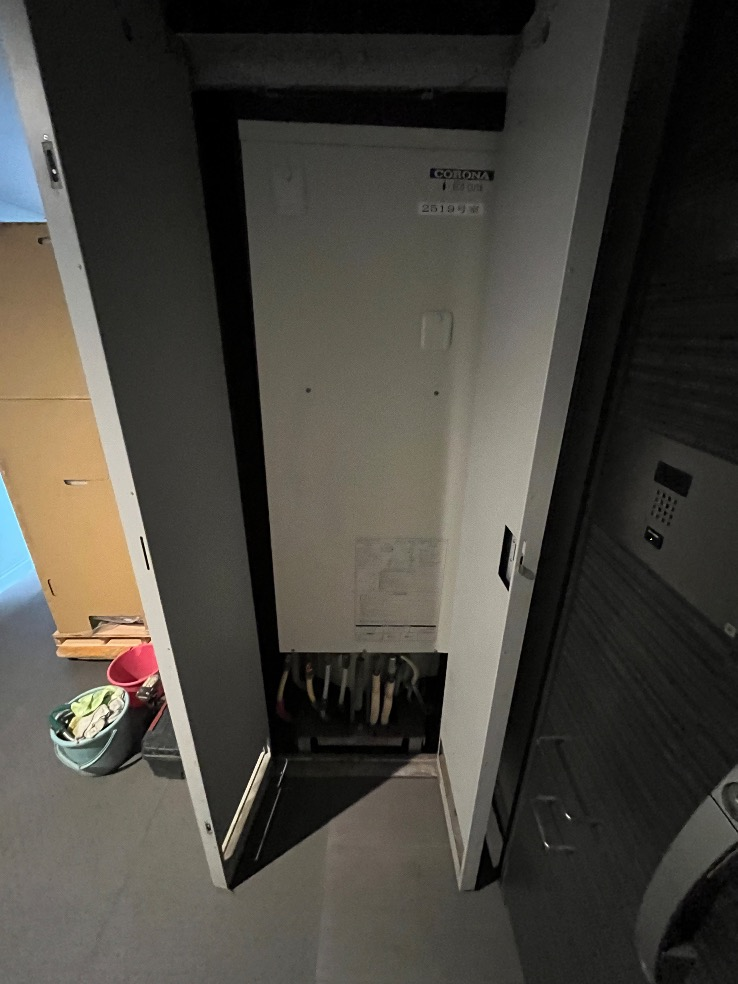 コロナエコキュートCHP-H3014AからコロナエコキュートCHP-S30AZ1-12｜エコキュート交換工事｜東京都港区芝浦｜マンション｜キャピタルマークタワー