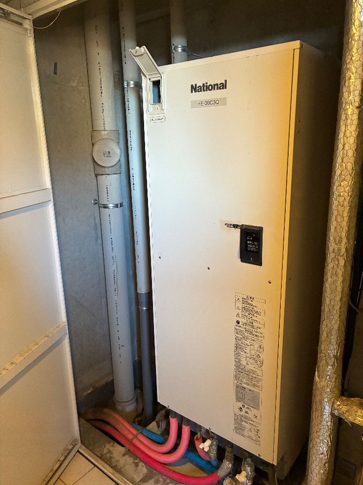 パナソニックエコキュートHE-30C3Qから三菱エコキュートSRT-S376U｜エコキュート交換工事｜東京都多摩市鶴牧｜マンション｜多摩センターザ・パークウイング イースト