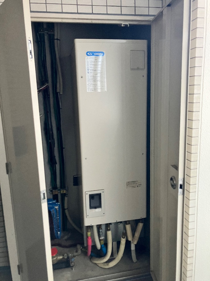 長府エコキュートEHP-3135GPXH-Sから三菱エコキュートSRT-W306D-2|エコキュート交換工事|東京都足立区西新井|マンション|ファーストレジデンス西新井