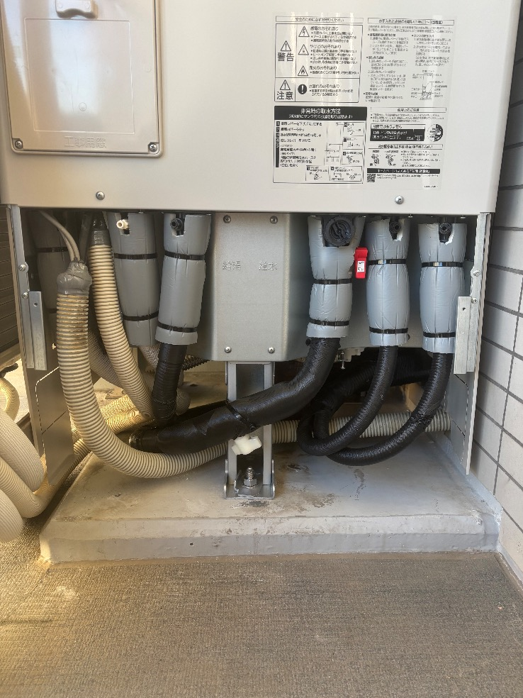 長府エコキュートEHP-3135GPXH-Sから三菱エコキュートSRT-W306D-2|エコキュート交換工事|埼玉県坂戸市関間|マンション|ファーストレジデンス若葉