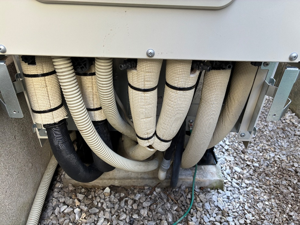 三菱エコキュートSRT-ST43UZからダイキンエコキュートEQA46YFTV｜エコキュート交換工事｜東京都八王子市川町