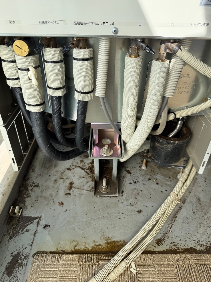 コロナエコキュートCHP-H3014AMからコロナエコキュートCHP-S30AZ1-12｜エコキュート交換工事｜千葉県船橋市上山町｜マンション｜ザ・ガーデンプレミアム