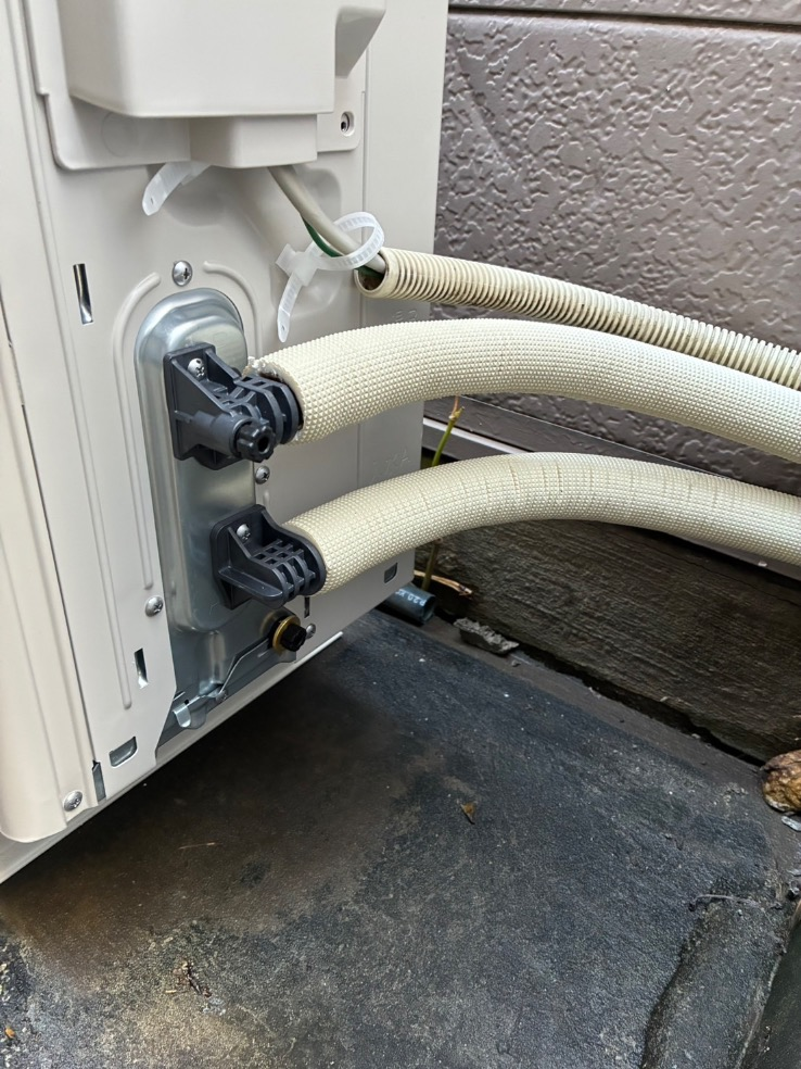 三菱エコキュートSRT-HPT43WZ4から三菱エコキュートSRT-S437UZ｜エコキュート交換工事｜東京都板橋区西台｜