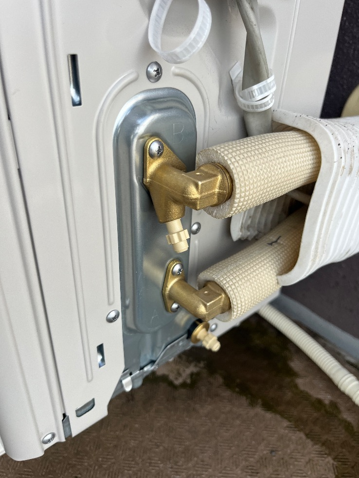 三菱エコキュートSRT-HPT37WD4から三菱エコキュートSRT-S376|エコキュート交換工事|茨城県守谷市中央|マンション|ポレスター守谷