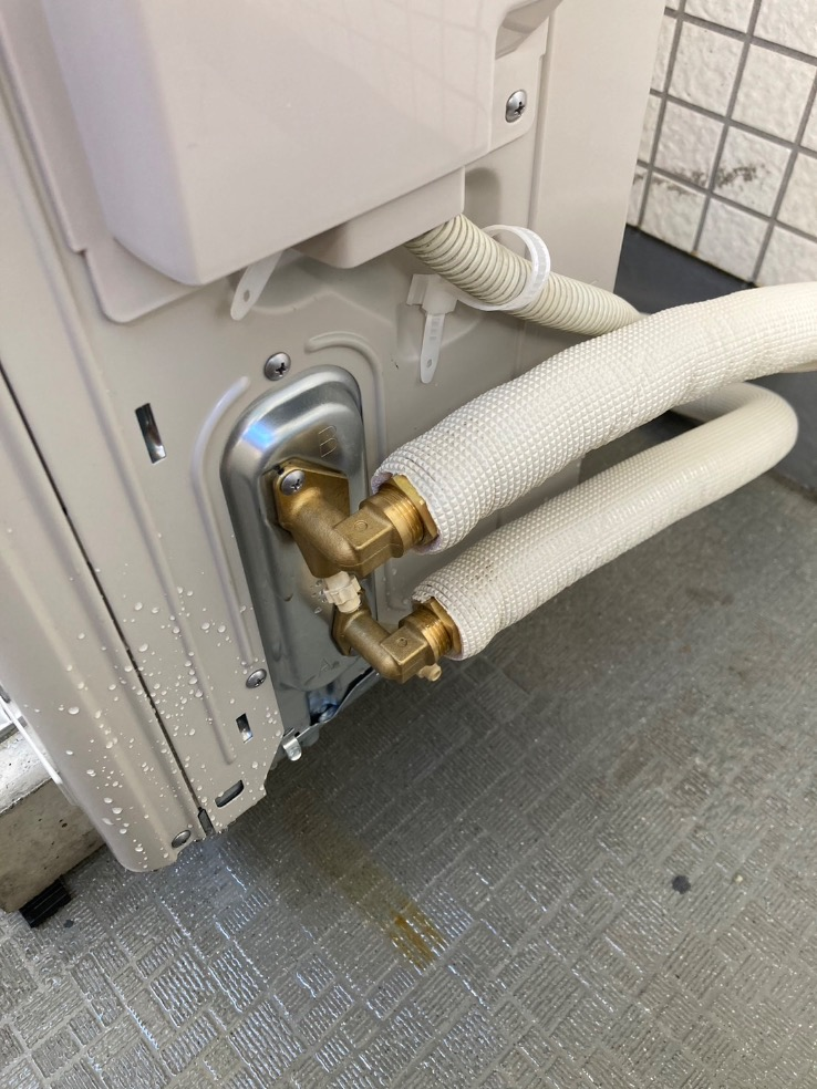 既設撤去済みから三菱エコキュートSRT-S376|エコキュート交換工事|東京都台東区浅草|マンション|エスポワール浅草