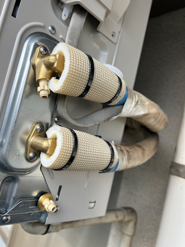 コロナエコキュートCTU-301DA11から三菱エコキュートSRT-W306D-2|エコキュート交換工事|千葉県千葉市花見川区幕張本郷|マンション|スマータス幕張本郷