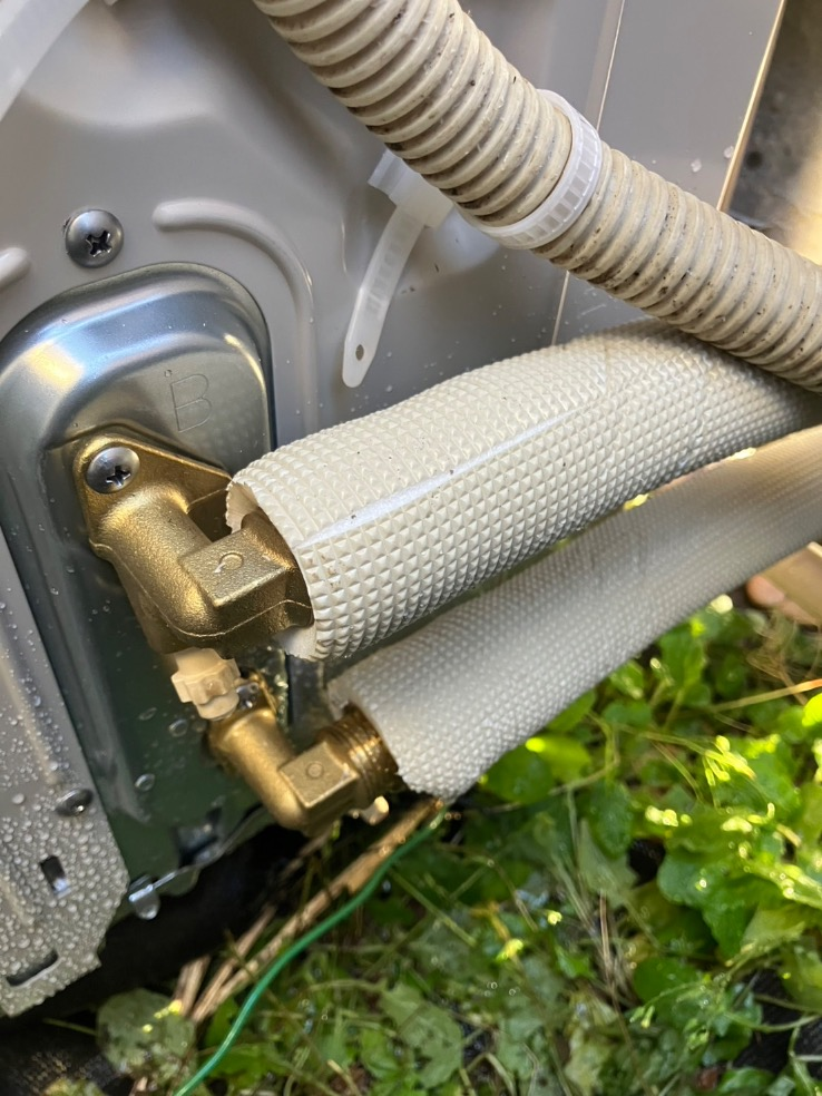 ダイキンエコキュートTU46MFVから三菱エコキュートSRT-S466U｜エコキュート交換工事｜埼玉県さいたま市緑区宮本｜