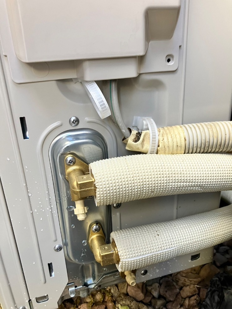 三菱エコキュートSRT-HPT37W5-CBから三菱エコキュートSRT-S376U｜エコキュート交換工事｜千葉県松戸市松飛台｜