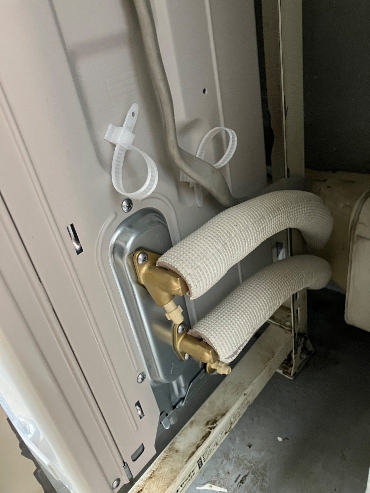 コロナエコキュートCTU-H3014AMから三菱エコキュートSRT-S376U｜エコキュート交換工事｜千葉県船橋市上山町｜マンション｜ザ・ガーデンプレミアムフロントレジデンス