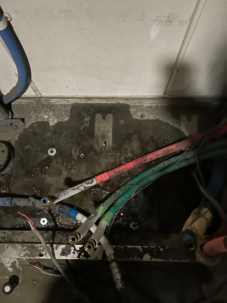 コロナエコキュートCTU-H3014AからコロナエコキュートCHP-S30A1Z-12｜エコキュート交換工事｜埼玉県川口市飯塚｜マンション｜ドリームタワーキュアレジデンス