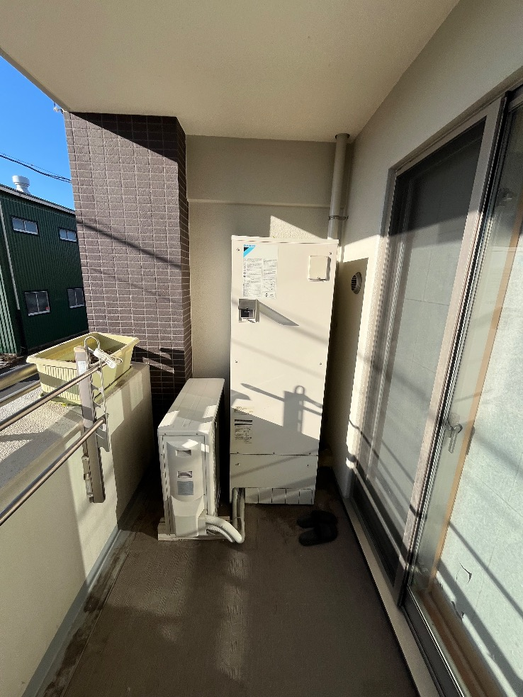 ダイキンエコキュートTU37GFVからダイキンエコキュートEQX37ZFV｜エコキュート交換工事｜埼玉県さいたま市南区内谷｜マンション｜ゼファー武蔵浦和グランリブス