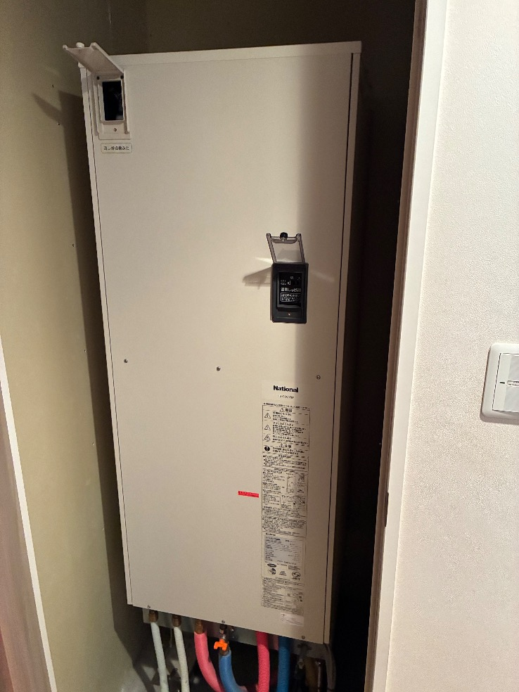 パナソニックエコキュートHE-30C1QMから三菱エコキュートSRT-W306D-2｜エコキュート交換工事｜東京都江東区東雲｜マンション｜キャナルファーストタワー