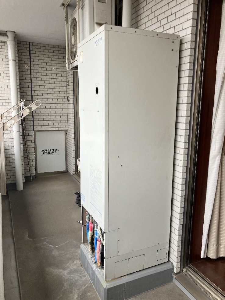 コロナエコキュートCTU-H3014AからコロナエコキュートCHP-S30AZ1-12|エコキュート交換工事|埼玉県川口市里|マンション|シーズガーデングリーンパティオ