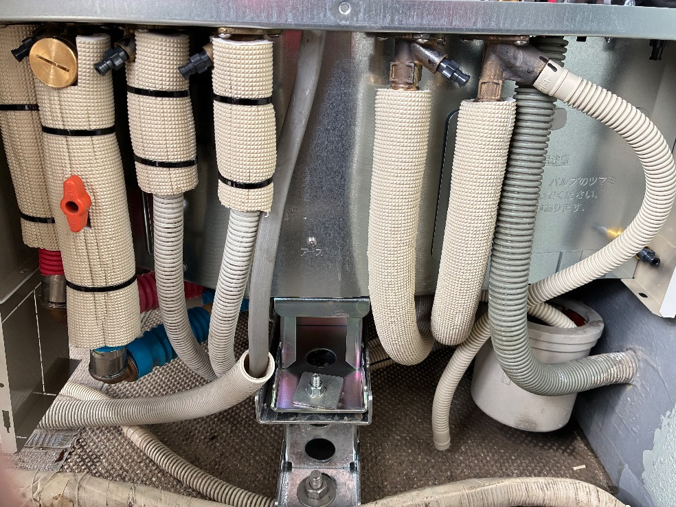 コロナエコキュートCHP-H3014AからコロナエコキュートCHP-S30AZ1-12｜エコキュート交換工事｜東京都羽村市神明台｜マンション｜ラティア