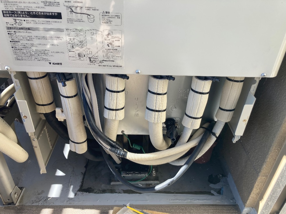 ダイキンエコキュートTU31KFCVからダイキンエコキュートEQX37ZFV|エコキュート交換工事|東京都東大和市桜が丘|マンション|オーベルグランディオ東大和