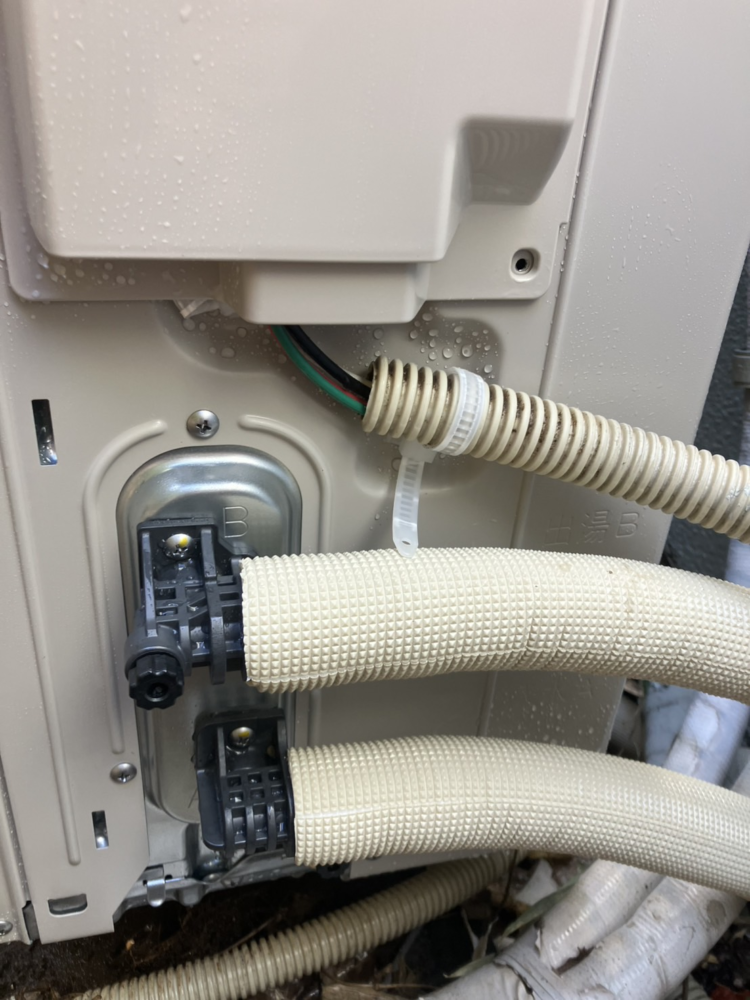 三菱エコキュートSRT-HPT37W3から三菱エコキュートSRT-S377U|エコキュート交換工事|神奈川県横浜市保土ケ谷区上菅田町|