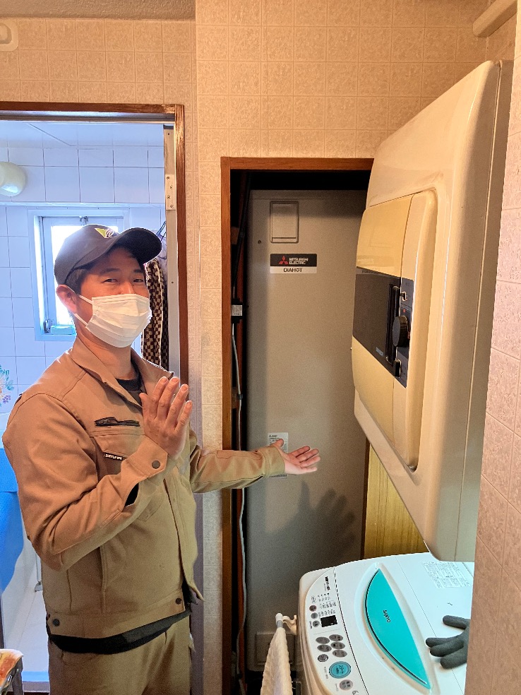 セキスイ電気温水器MS-37M86Kから三菱電気温水器SRG-306G｜電気温水器交換工事｜東京都渋谷区幡ヶ谷｜マンション｜コーポラス幡ヶ谷 