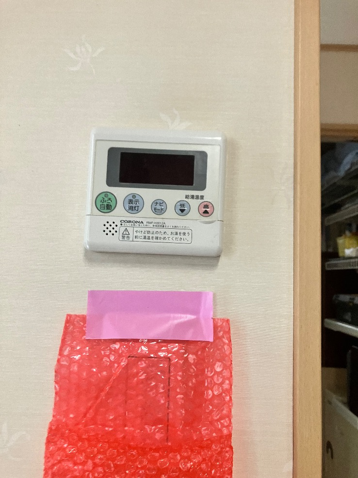 コロナエコキュートCHP-H33022A2からパナソニックエコキュートHEーH37LQS｜エコキュート交換工事｜埼玉県さいたま市北区日進町｜２台同日工事｜エコるーぷ配管