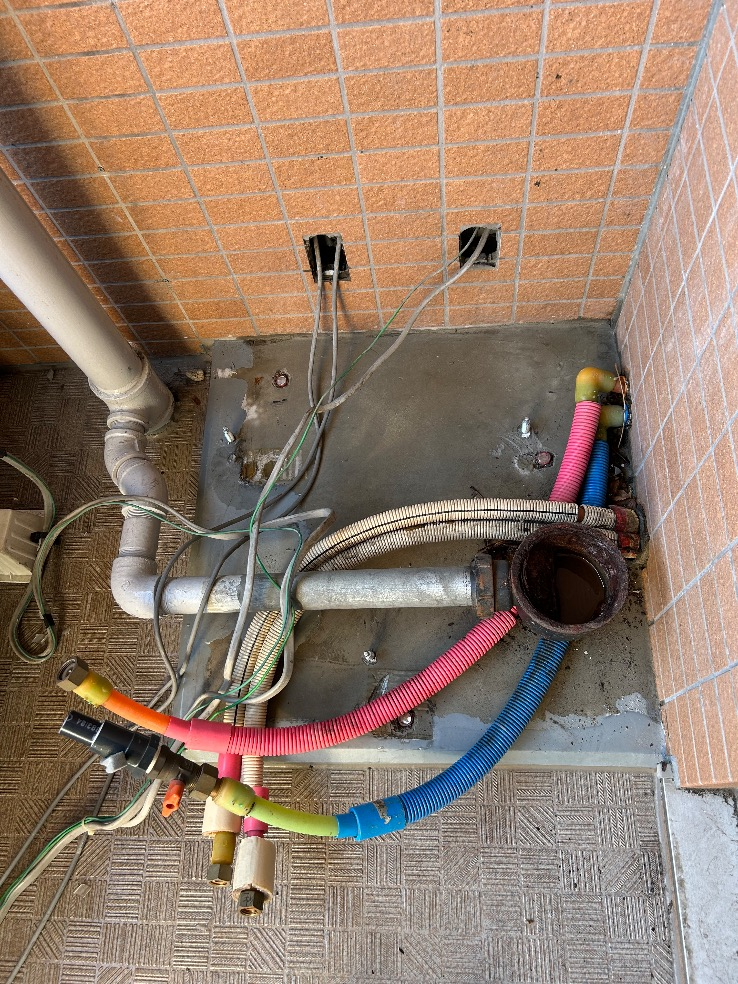 コロナエコキュートCTU-H3014Aから三菱エコキュートSRT-W306D-2｜エコキュート交換工事｜東京都中野区松が丘｜マンション｜ネオマイム哲学堂公園