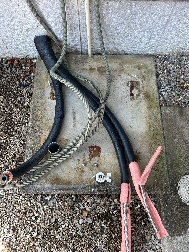 三菱エコキュートSRT-37W2からダイキンエコキュートEQX37ZFV｜エコキュート交換工事｜埼玉県熊谷市冑山｜