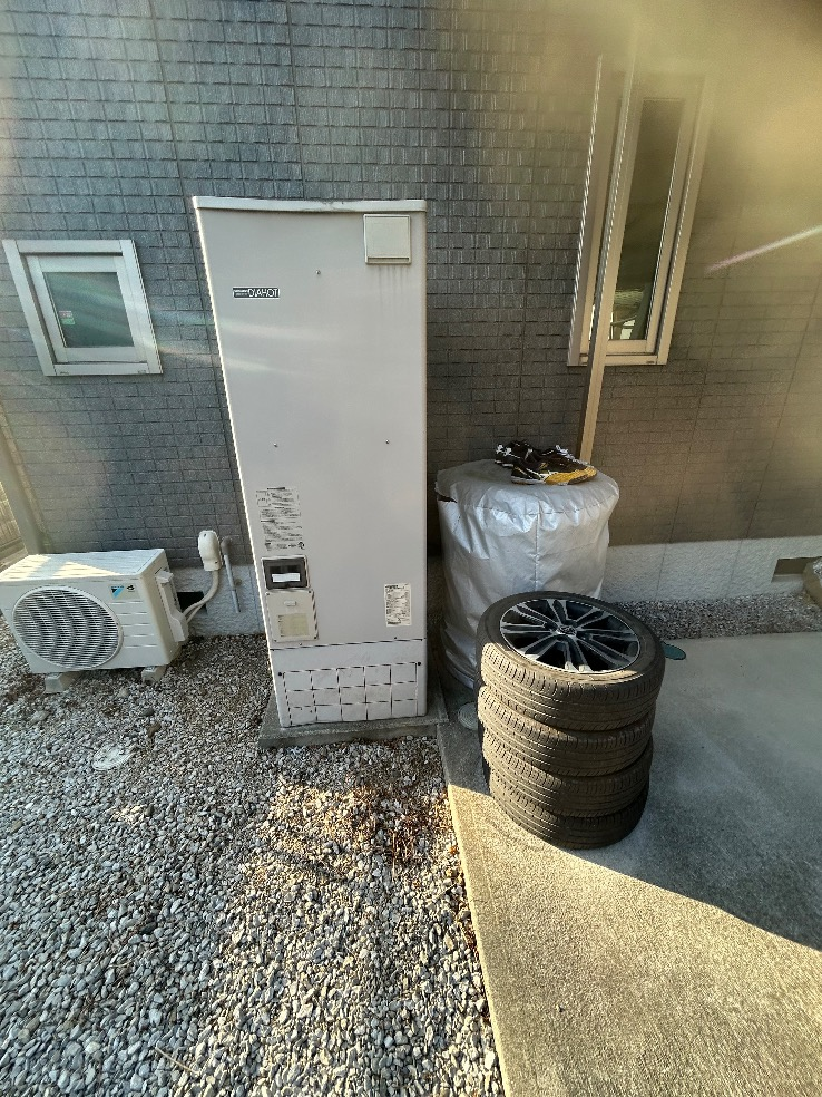 三菱エコキュートSRT-37W2からダイキンエコキュートEQX37ZFV｜エコキュート交換工事｜埼玉県熊谷市冑山｜