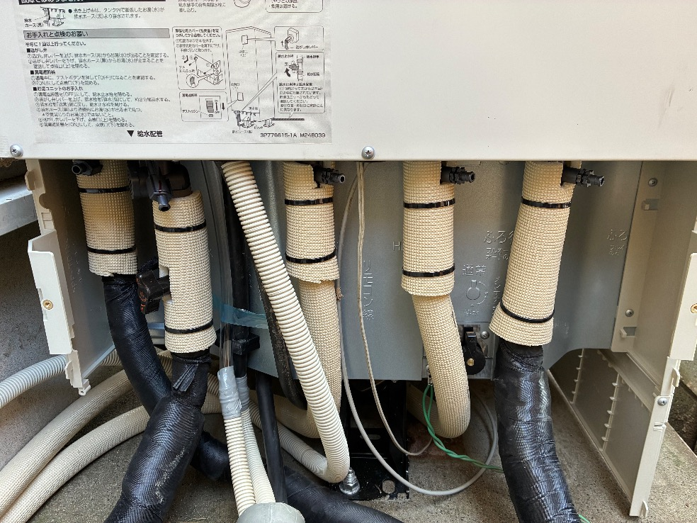 タカラ電気温水器EM-463KGU-SAからダイキンエコキュートEQA46ZSV｜エコキュート交換工事｜茨城県龍ケ崎市小柴｜