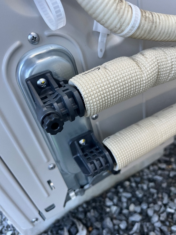 三菱エコキュートSRT-HPT46WUX8から三菱エコキュートSRT-S467U｜エコキュート交換工事｜埼玉県久喜市小右衛門｜