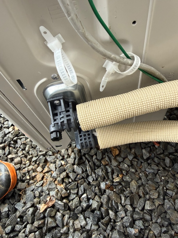 長府エコキュートET-3739GPXH から三菱エコキュートSRT-S377｜エコキュート交換工事｜茨城県石岡市東光台｜