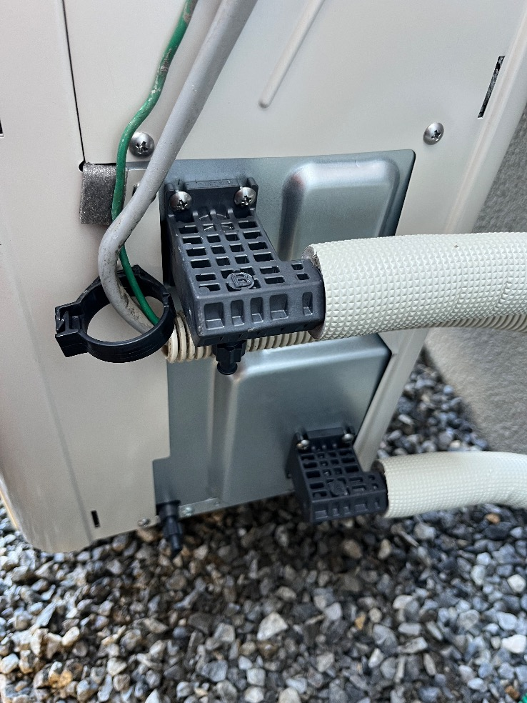 パナソニックエコキュートHE-370SGQから日立エコキュートBHP-FG37XU｜エコキュート交換工事｜栃木県佐野市高萩町｜