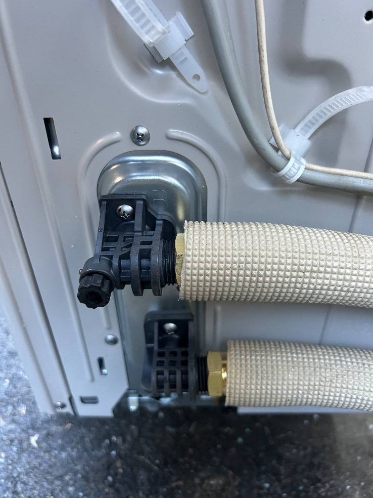 パナソニックエコキュートHE-K37BQから三菱エコキュートSRT-S377|エコキュート交換工事|東京都練馬区三原台|