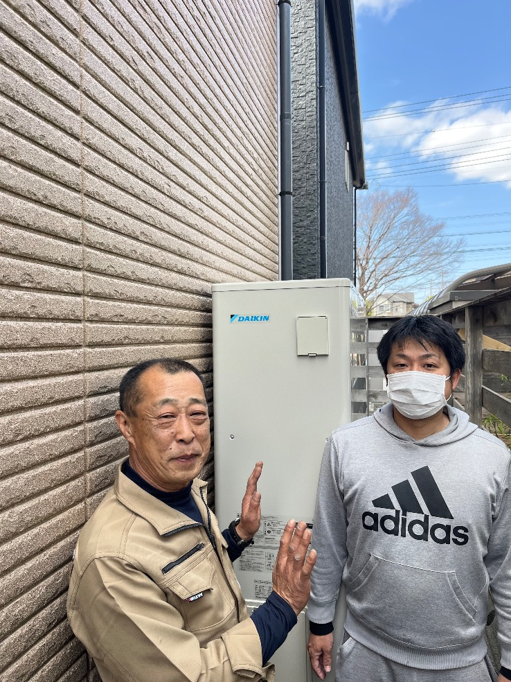 コロナエコキュートCTU-H3026A2からダイキンエコキュートEQA37ZFTV｜エコキュート交換工事｜埼玉県草加市長栄｜