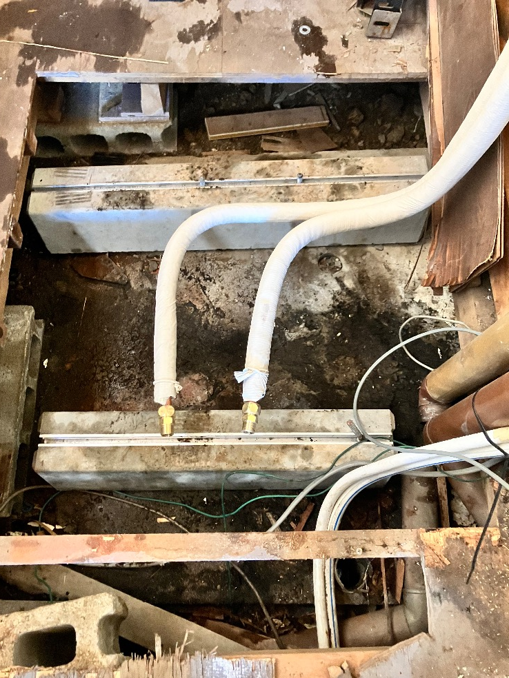 三菱エコキュートSRT-HPT37W3から日立エコキュートBHP-FG37XU｜エコキュート交換工事｜埼玉県所沢市荒幡｜ 