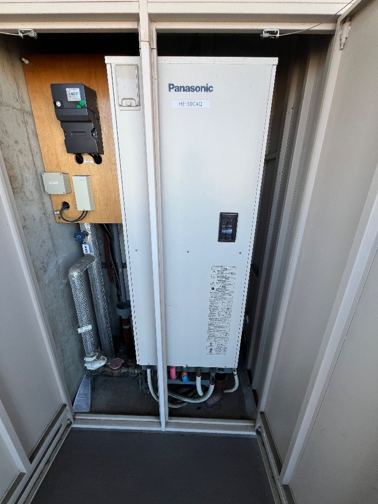 パナソニックエコキュートHE-30C4QからコロナエコキュートCHP-S30AZ1-12｜エコキュート交換工事｜東京都江東区大島｜マンション｜ザミッドランドアベニュー