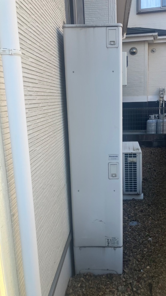 パナソニックエコキュートHE-WU46CQからパナソニックエコキュートHE-H46LQS｜エコキュート交換工事｜埼玉県三郷市彦音｜