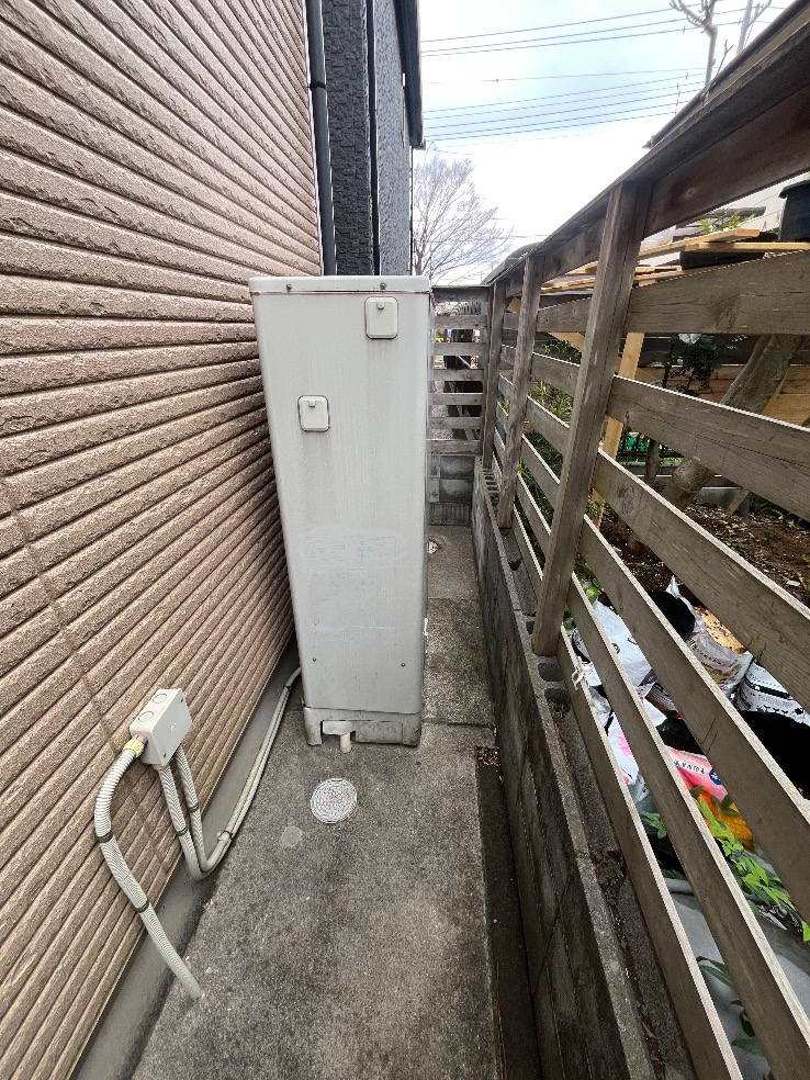 コロナエコキュートCTU-H3026A2からダイキンエコキュートEQA37ZFTV｜エコキュート交換工事｜埼玉県草加市長栄｜