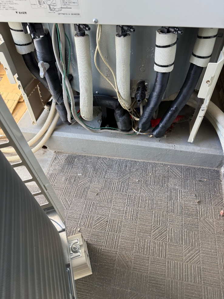 東芝電気温水器HPL‐2TFB375RAU からダイキンエコキュートEQX37ZFV｜エコキュート交換工事｜東京都葛飾区堀切｜マンション｜ミオカステーロ堀切菖蒲園