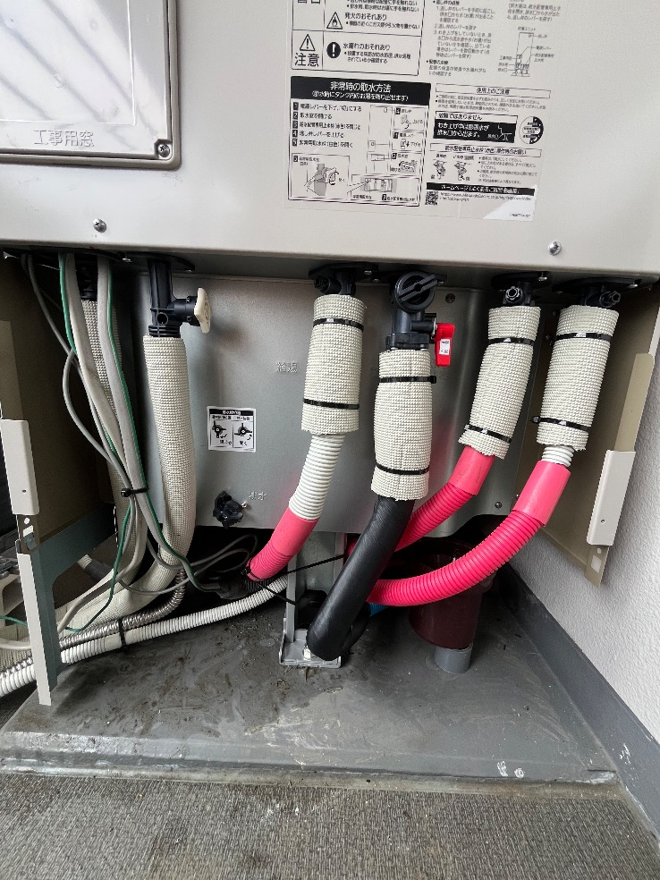 タカラエコキュートEC-3707KU-FANSから三菱エコキュートSRT-S377｜エコキュート交換工事｜東京都多摩市馬引沢｜マンション｜レーベン多摩永山ガーデンヒルズ