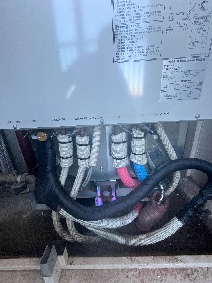 パナソニックエコキュートHE-30C4QからコロナエコキュートCHP-S30AZ1-12｜エコキュート交換工事｜東京都江東区大島｜マンション｜ザミッドランドアベニュー