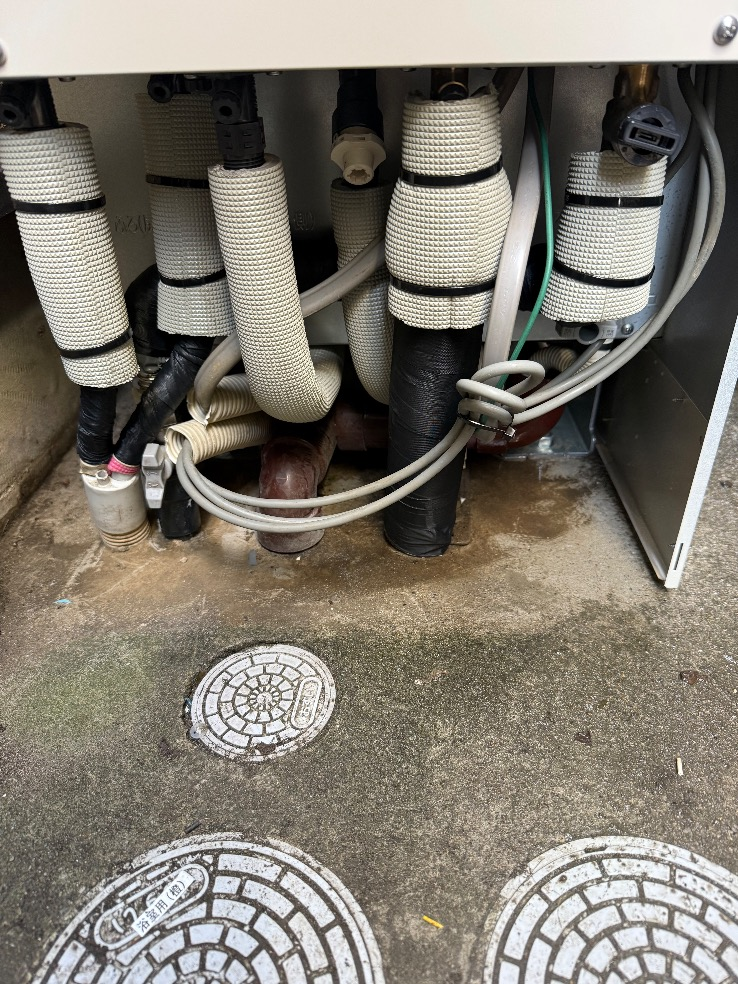 パナソニックエコキュートHE-W46CQからパナソニックエコキュートHE-H46LQS｜エコキュート交換工事｜川口市東領家