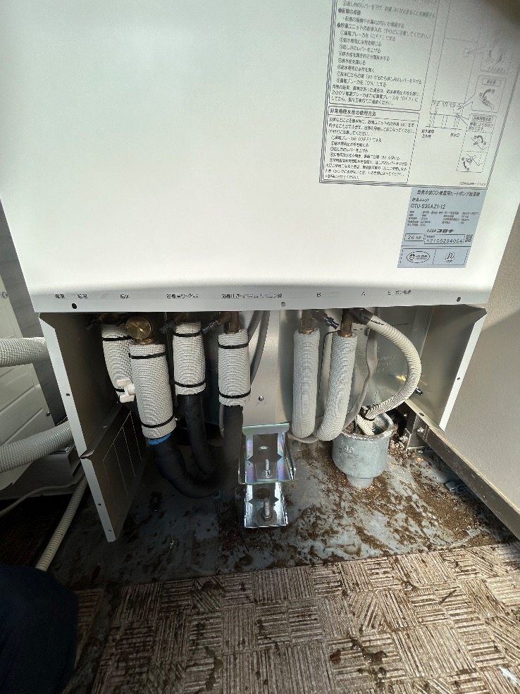 コロナエコキュートCTU-H3014AからコロナエコキュートCHP-S30AZ1-12｜エコキュート交換工事｜千葉県我孫子市我孫子｜マンション｜グランレジデンス 