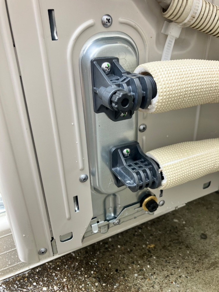 三菱エコキュートSRT-ST55Uから三菱エコキュートSRT-S557U｜エコキュート交換工事｜千葉県袖ケ浦市福王台｜