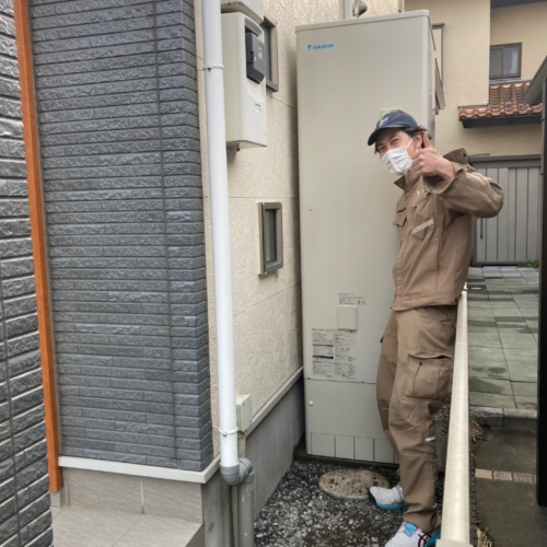 パナソニックエコキュートHE-K46CQからダイキンエコキュートEQX46ZFV｜エコキュート交換工事｜埼玉県上尾市地頭方｜