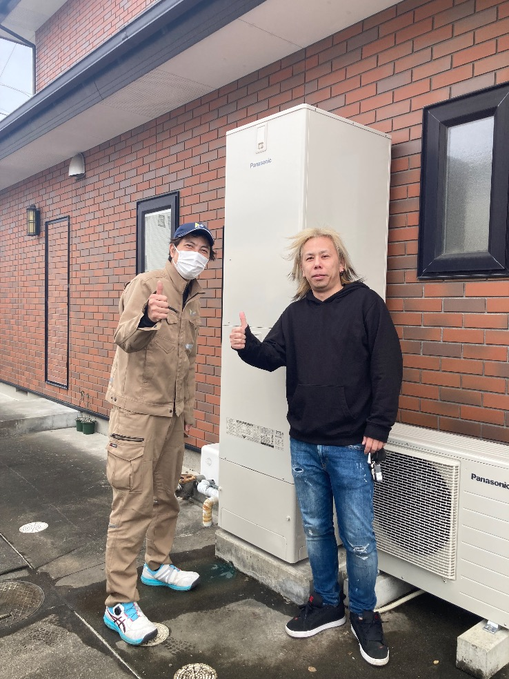 パナソニックエコキュートHE-K46AQからパナソニックエコキュートHE-S46LQS・パナソニックエコキュートHE-37W3QAからパナソニックエコキュートHE-H37LQS｜エコキュート交換工事｜群馬県前橋市川原町｜2台交換｜2台同時設置