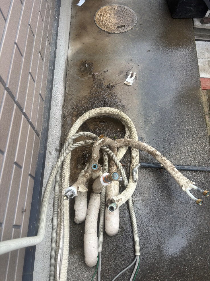 東芝エコキュートHWH-FBH372WCTGからダイキンエコキュートEQA37ZFTV｜エコキュート交換工事｜埼玉県久喜市菖蒲町台｜ 