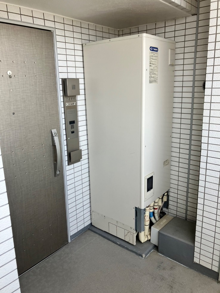 長府エコキュートEHP-3135GPXH-SからダイキンエコキュートEQX37ZFV｜エコキュート交換工事｜埼玉県さいたま市北区宮原町｜マンション｜イニシア大宮宮原